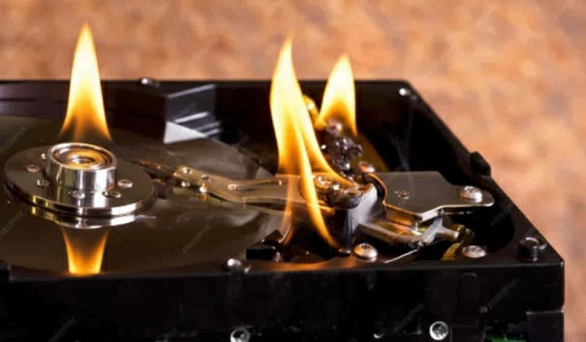 SSD shredding services for electronic distributors ensuring secure data destruction, inventory data protection, and regulatory compliance